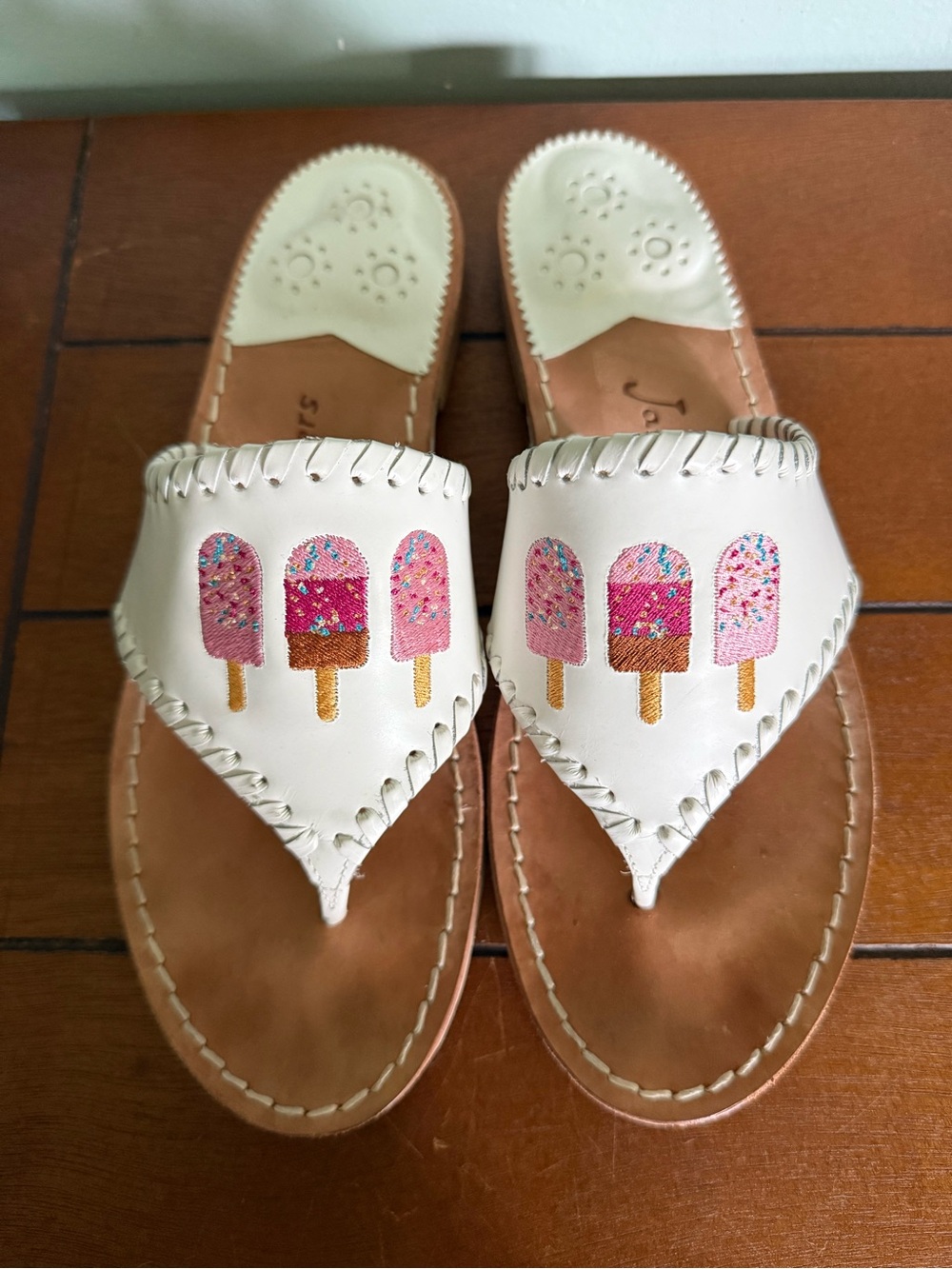 Jack Rogers Ice Cream Pops Popsicle White Leather Flip Flop Sandals Size 8.5